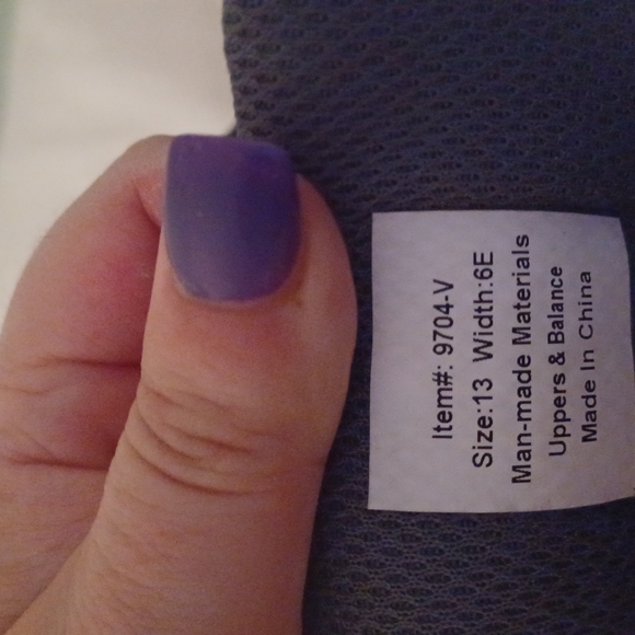 Worn once mt. Emery big men's shoes size 13 width 6e - Picture 3 of 3